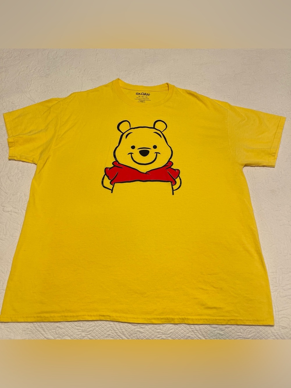 Unisex XL Yellow Tee with Vinyl Pooh On Front, NEW
